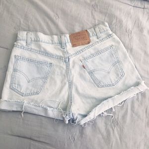 LEVI'S Vintage High Light Wash Waisted Jean Shorts